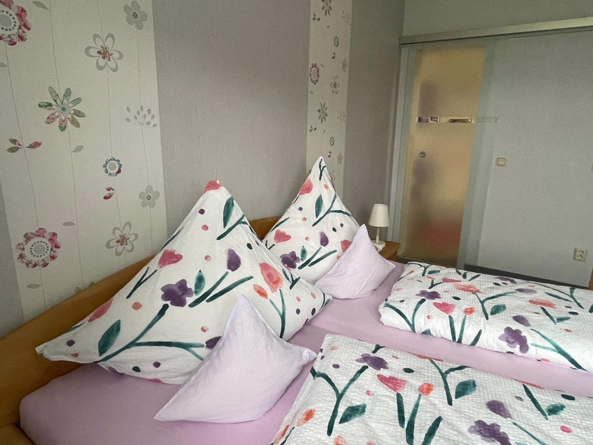 Bluetenhotel Village Marburg Zewnętrze zdjęcie